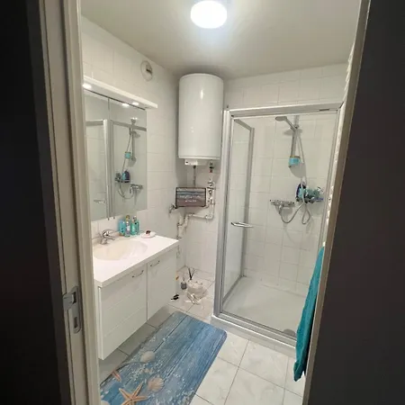 Portsight - Cosy For 4 Persons With Free Parking